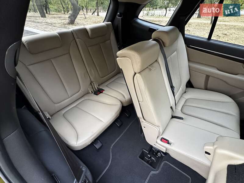 Hyundai Santa FE 2011