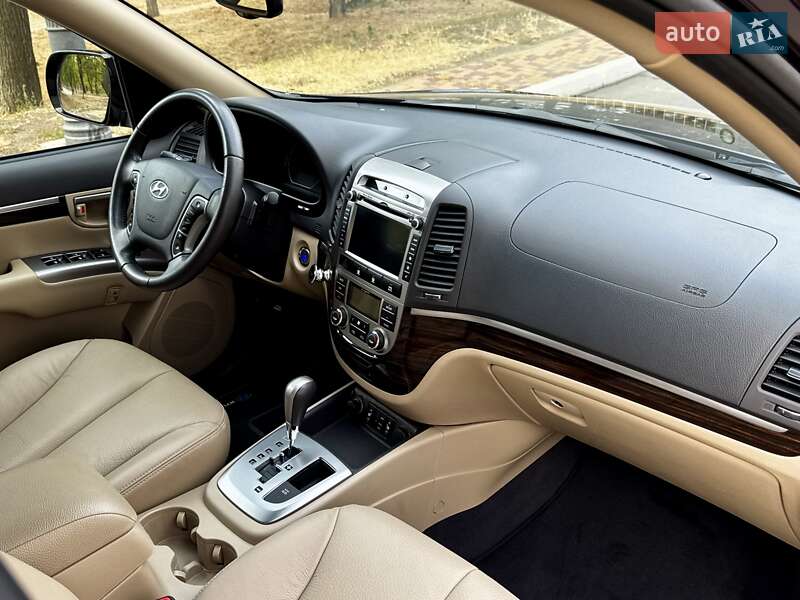 Hyundai Santa FE 2011