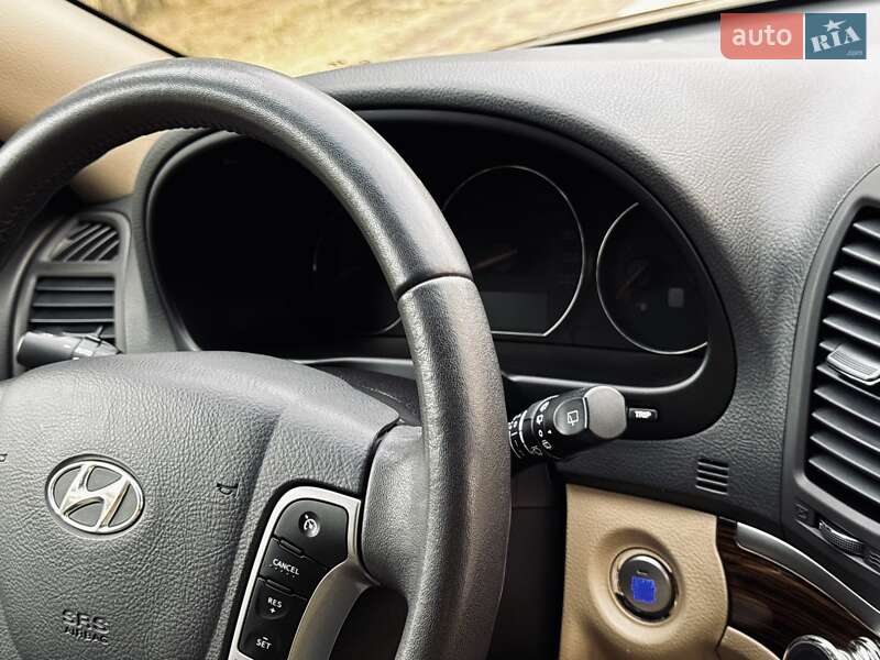 Hyundai Santa FE 2011