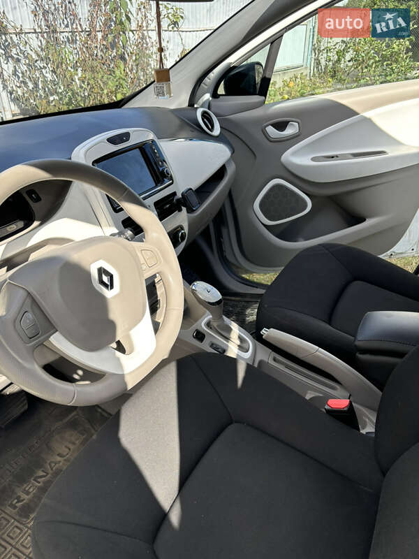 Renault Zoe 2014