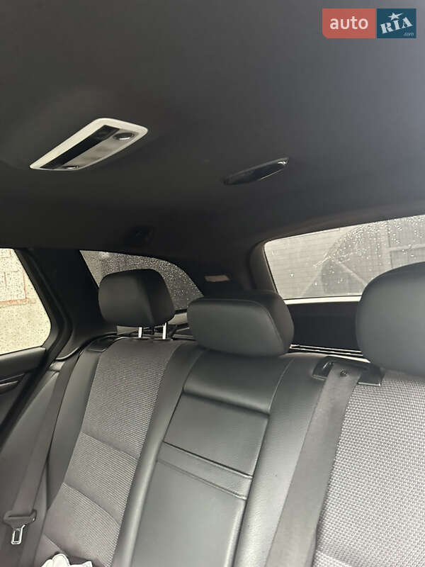 Mercedes-Benz C-Class 2011