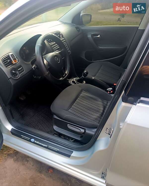 Volkswagen Polo 2015