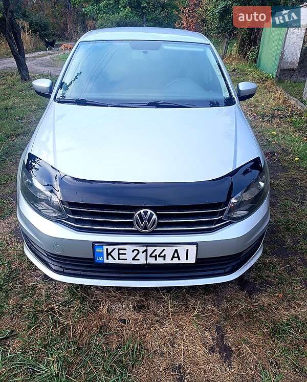 Volkswagen Polo 2015