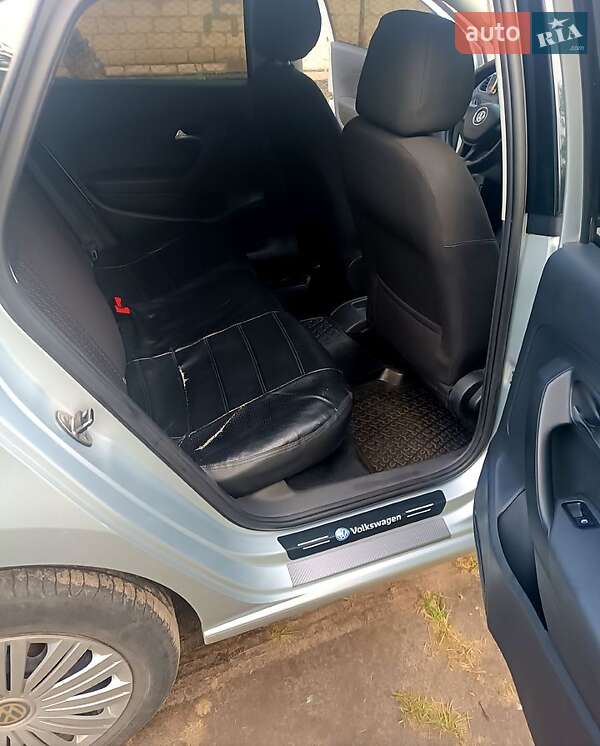 Volkswagen Polo 2015