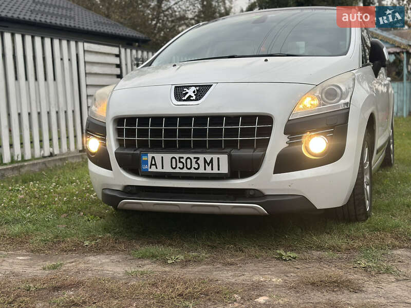 Peugeot 3008 2011