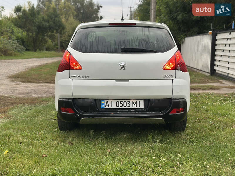 Peugeot 3008 2011