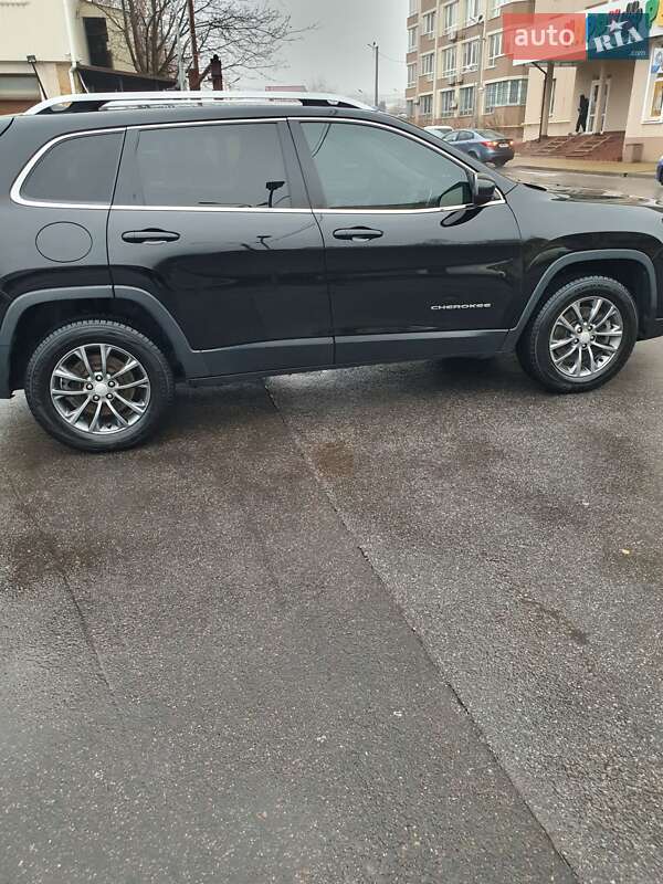 Jeep Cherokee 2018