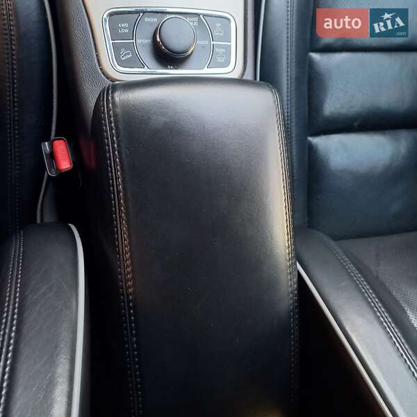 Jeep Grand Cherokee 2011