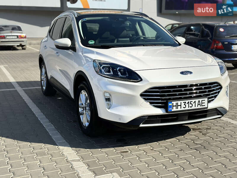 Ford Kuga 2021