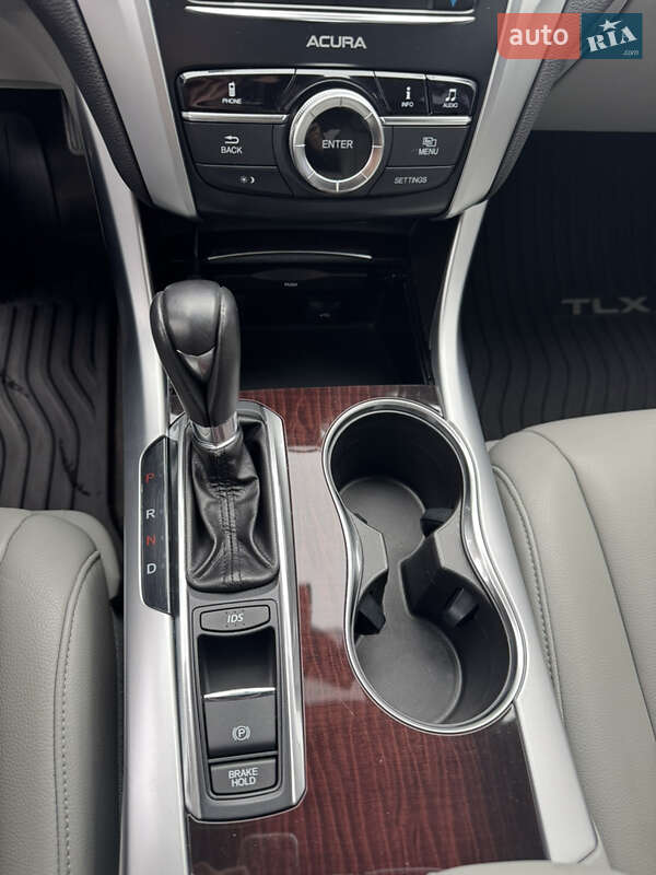 Acura TLX 2017