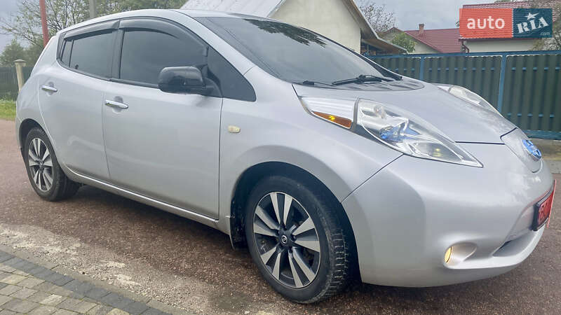 Nissan Leaf 2015
