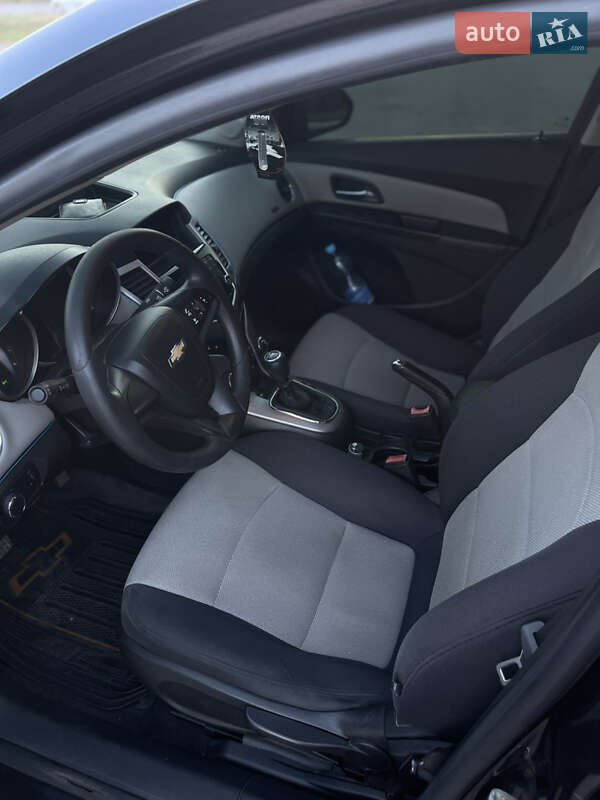 Chevrolet Cruze 2012