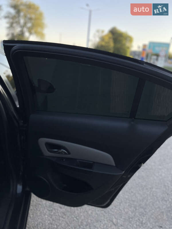 Chevrolet Cruze 2012