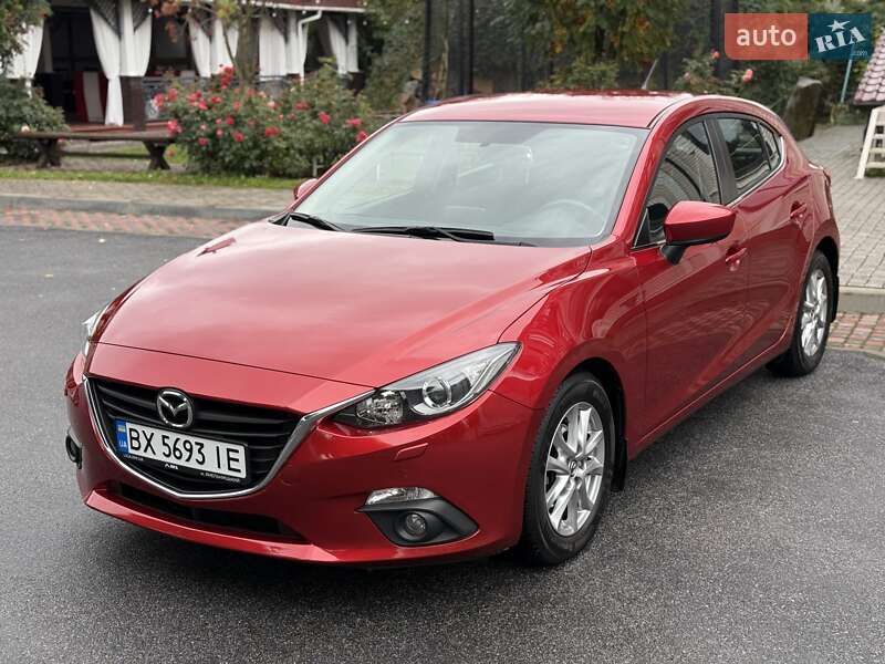 Mazda 3 2015