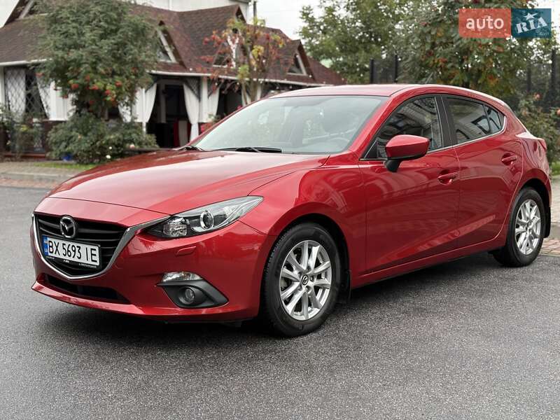 Mazda 3 2015