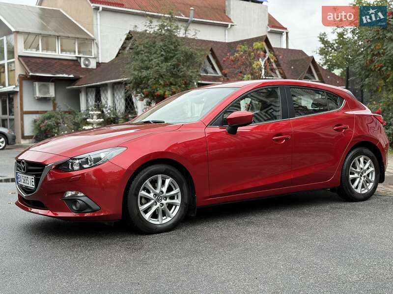 Mazda 3 2015