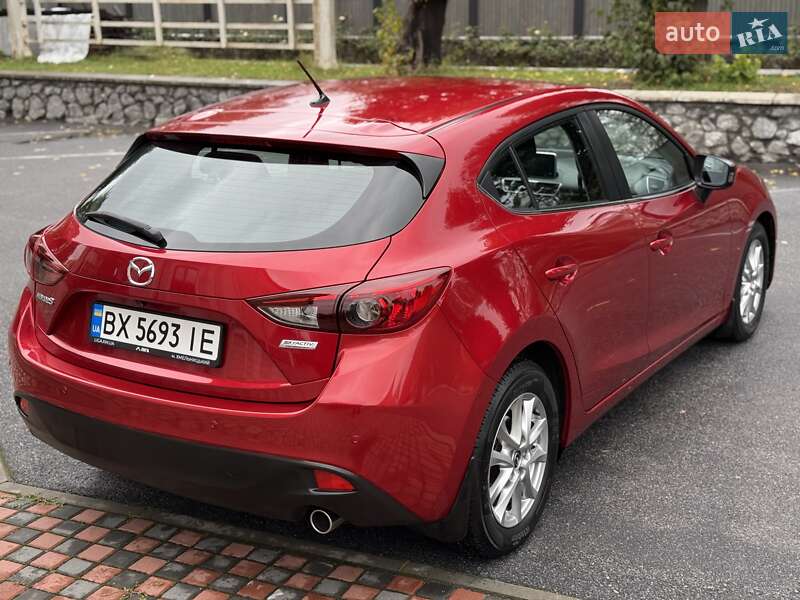 Mazda 3 2015