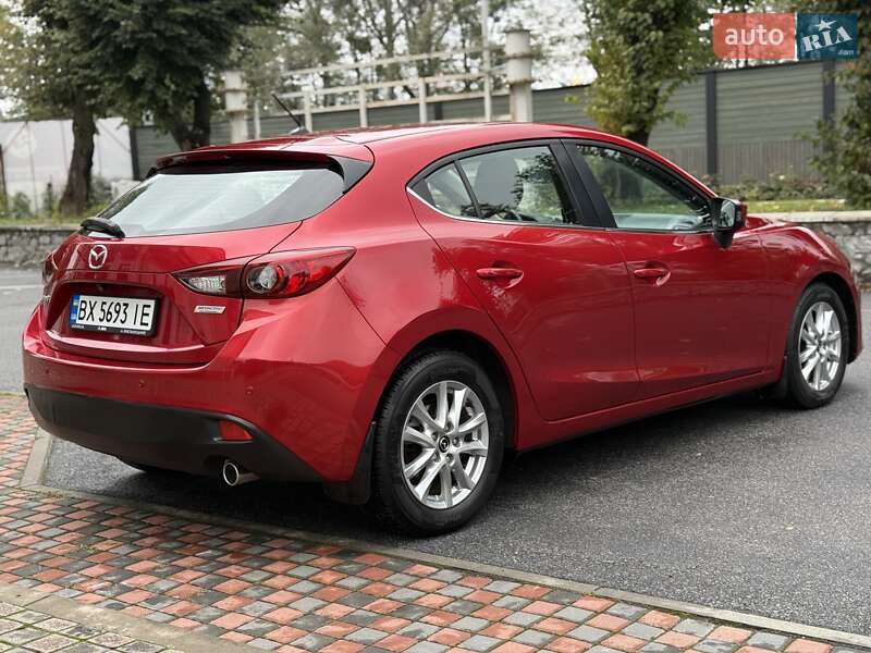 Mazda 3 2015