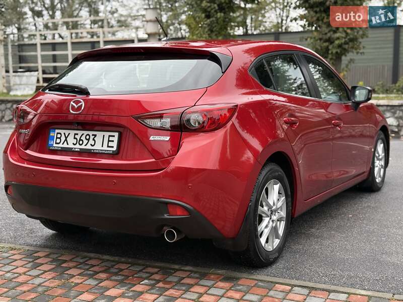 Mazda 3 2015