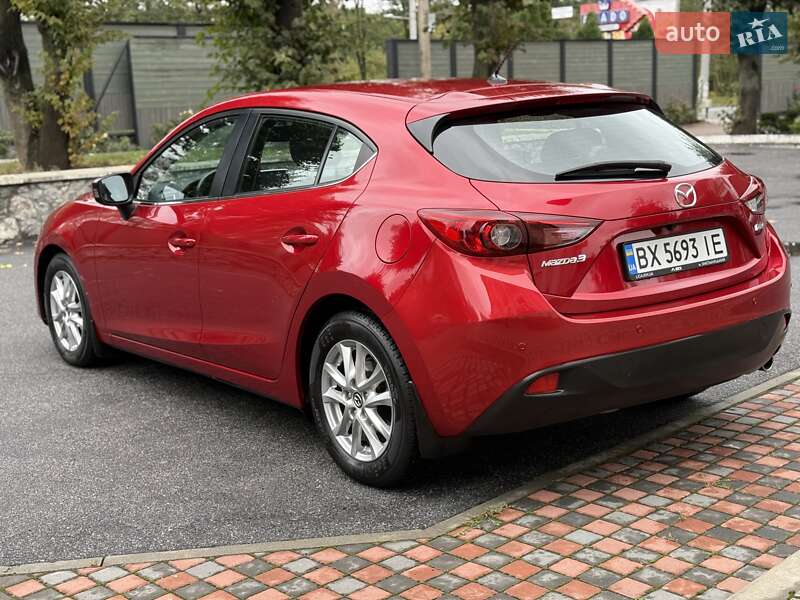 Mazda 3 2015
