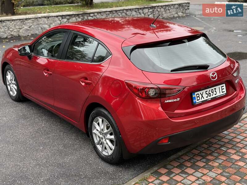 Mazda 3 2015