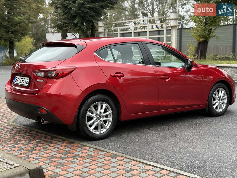 Mazda 3 2015