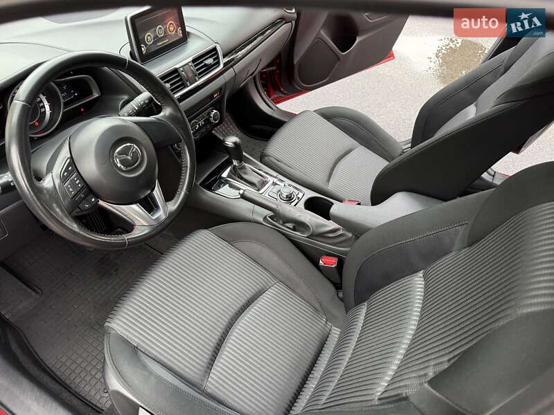 Mazda 3 2015