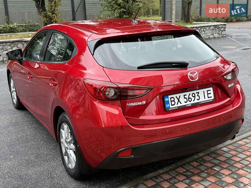 Mazda 3 2015