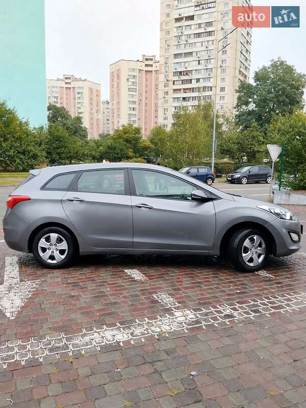 Hyundai i30 2013