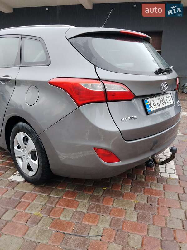 Hyundai i30 2013