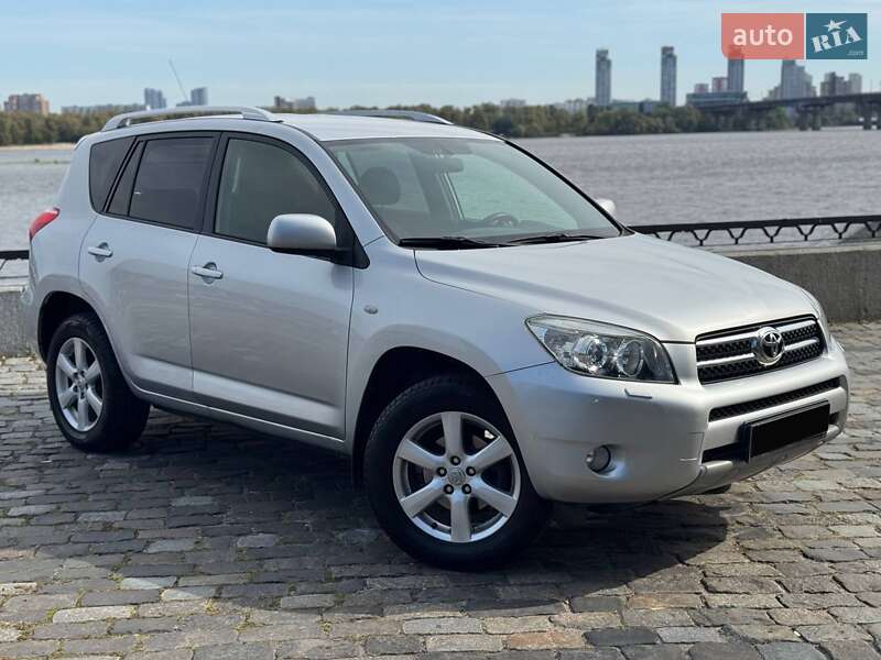 Toyota RAV4 2008