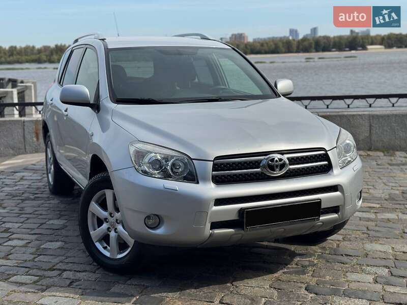 Toyota RAV4 2008