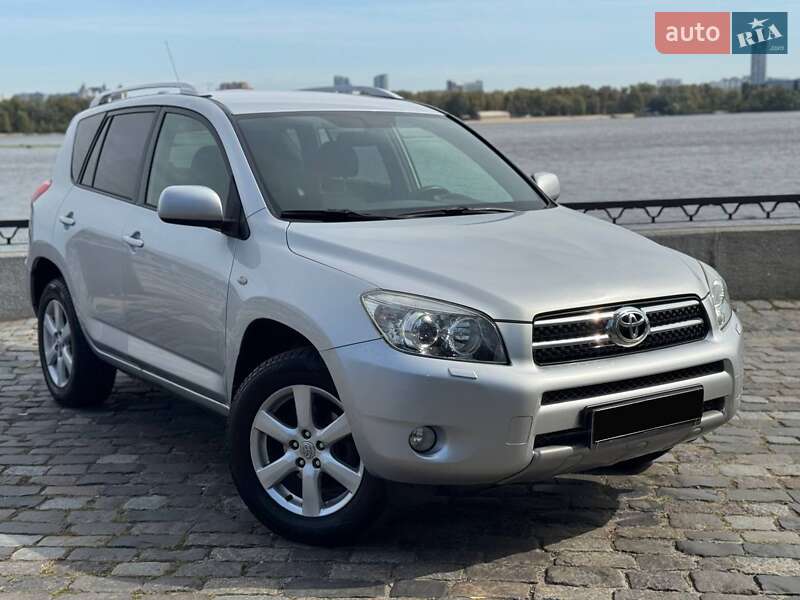 Toyota RAV4 2008
