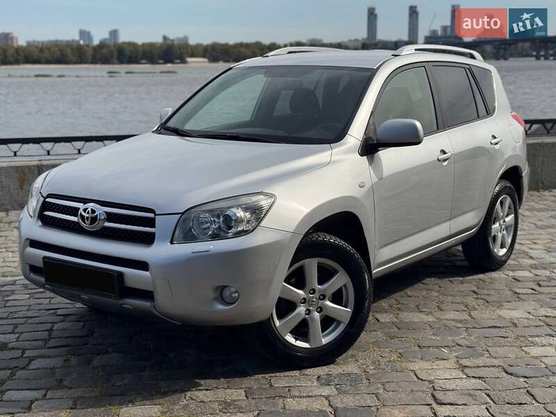 Toyota RAV4 2008