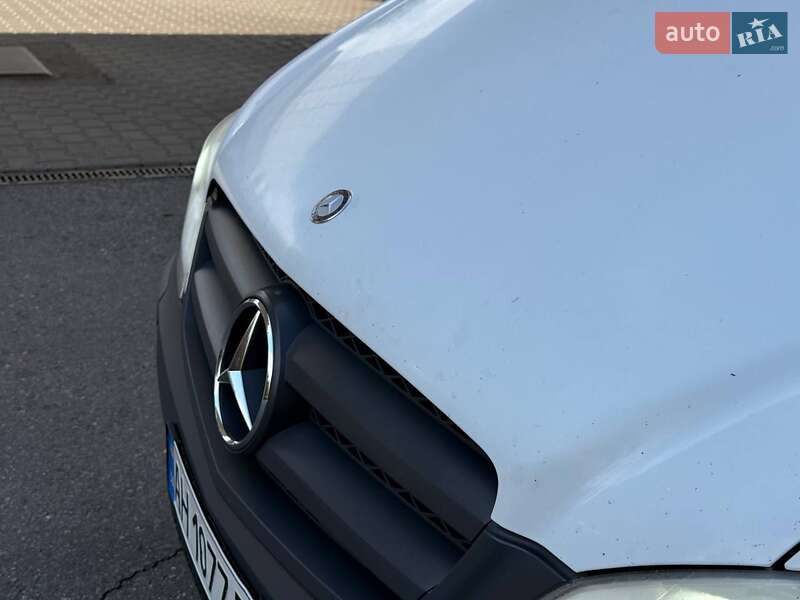 Mercedes-Benz Vito 2013