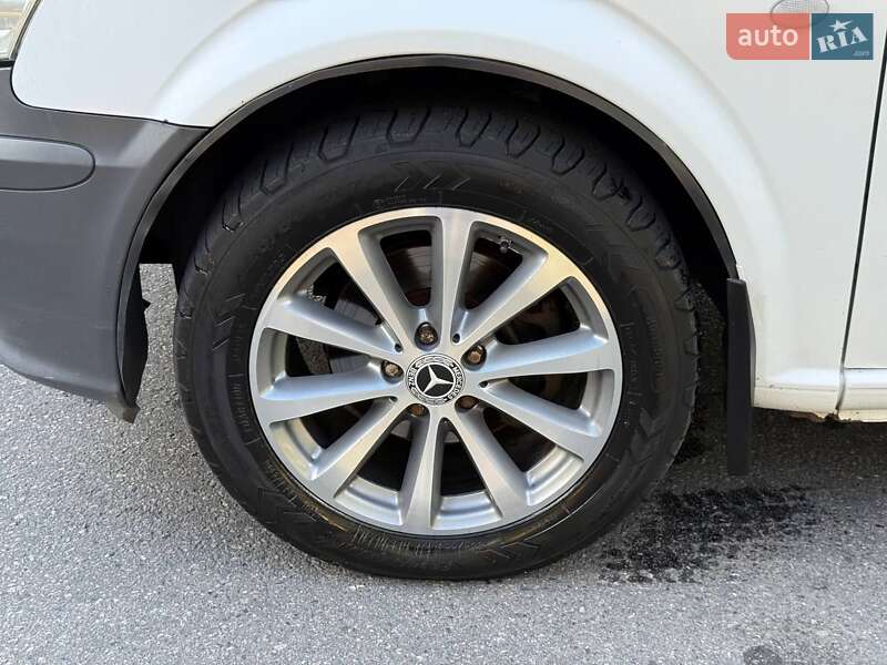 Mercedes-Benz Vito 2013