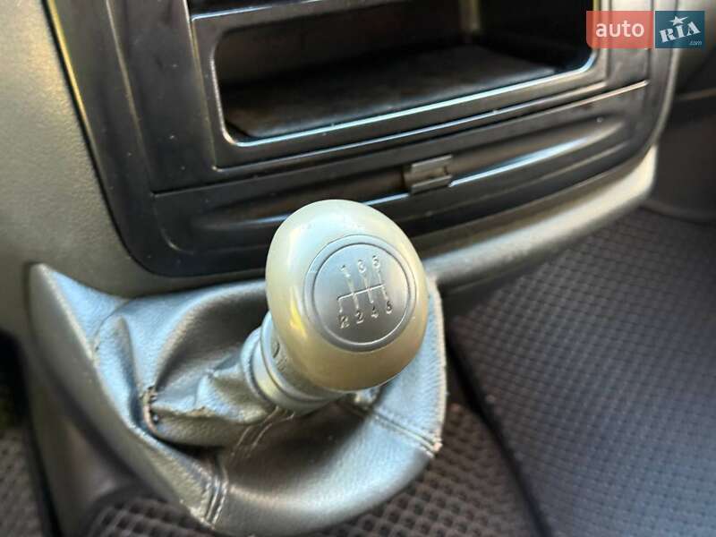 Mercedes-Benz Vito 2013