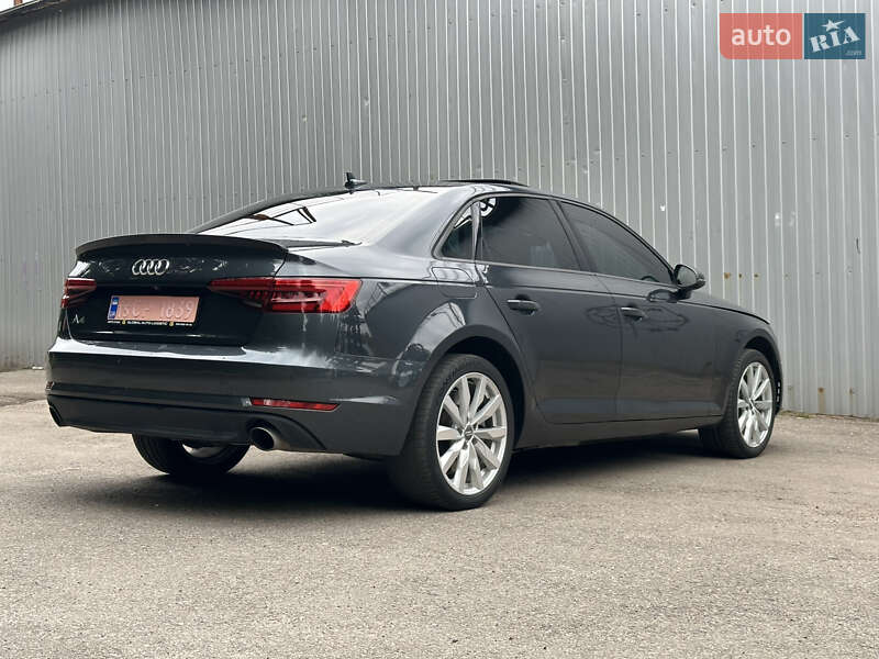 Audi A4 2017