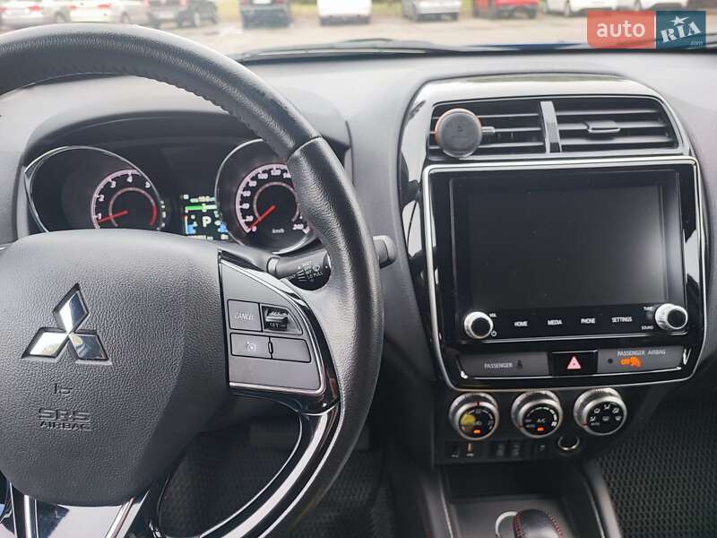 Mitsubishi Outlander 2020