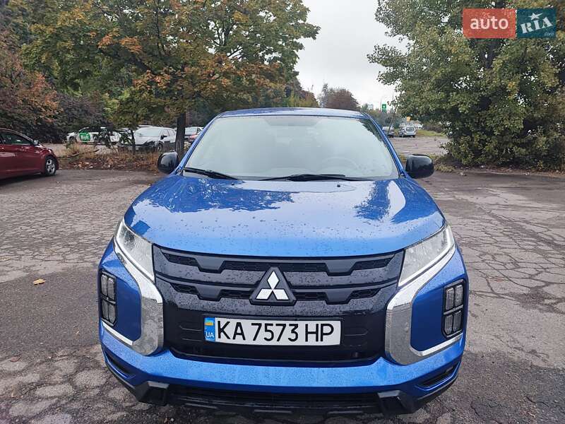 Mitsubishi Outlander 2020