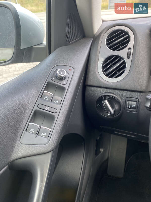 Volkswagen Tiguan 2012