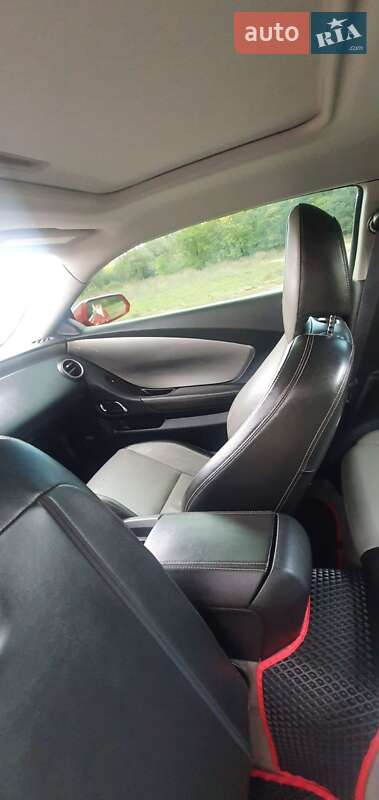 Chevrolet Camaro 2011