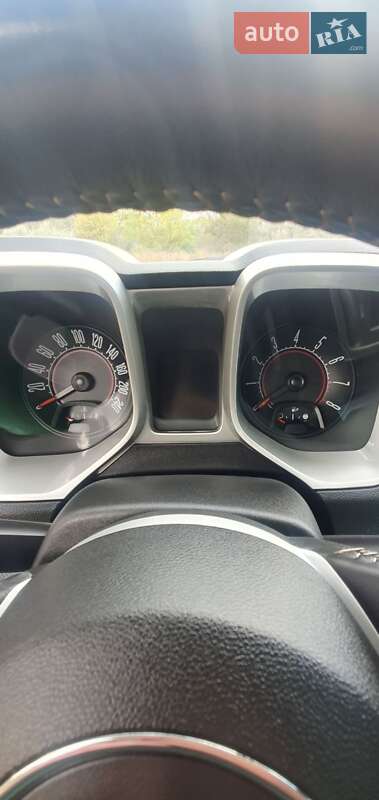 Chevrolet Camaro 2011