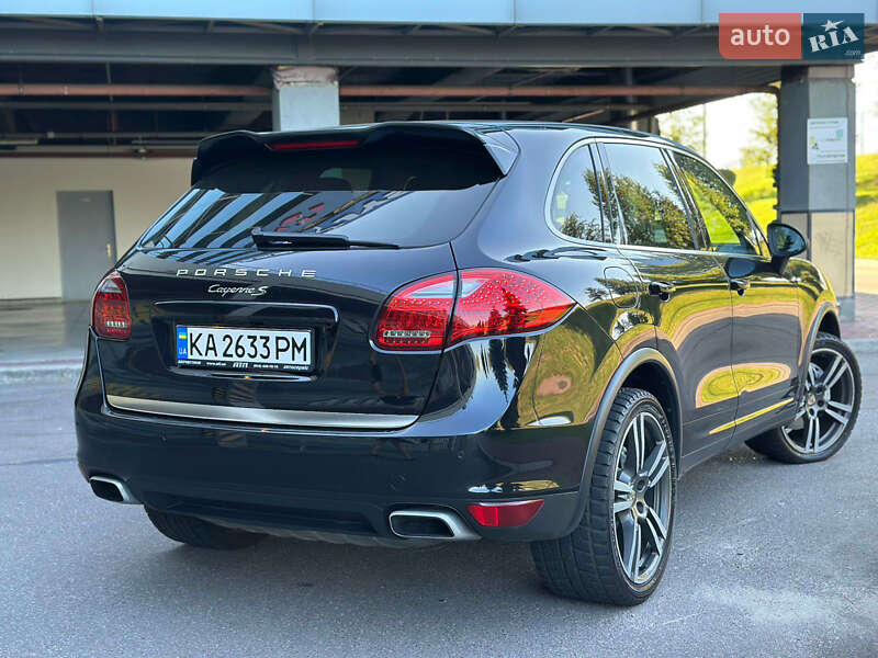 Porsche Cayenne 2012