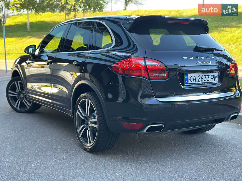 Porsche Cayenne 2012