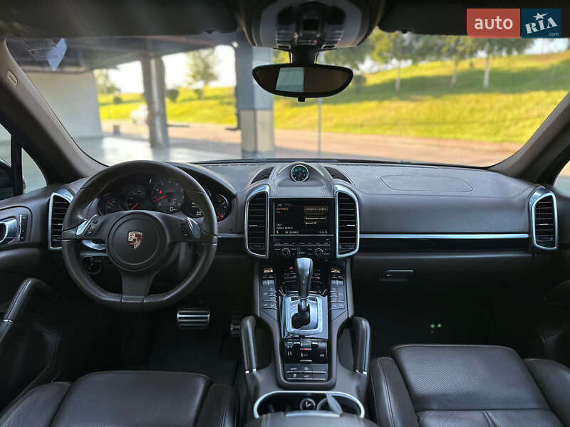 Porsche Cayenne 2012