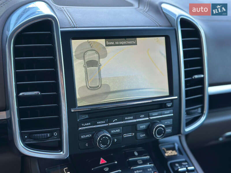 Porsche Cayenne 2012