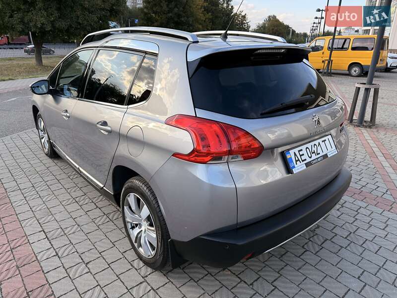 Peugeot 2008 2015
