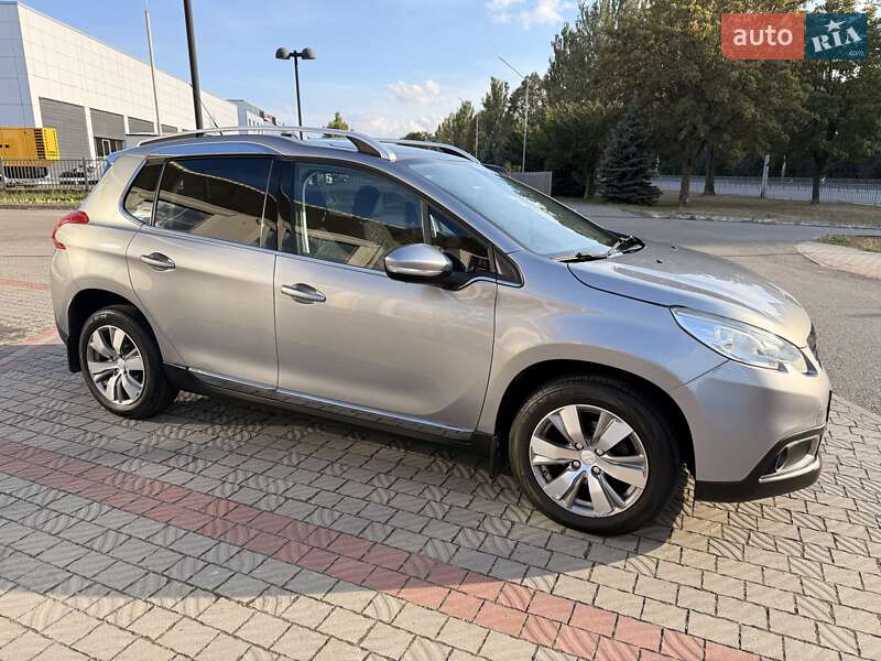 Peugeot 2008 2015