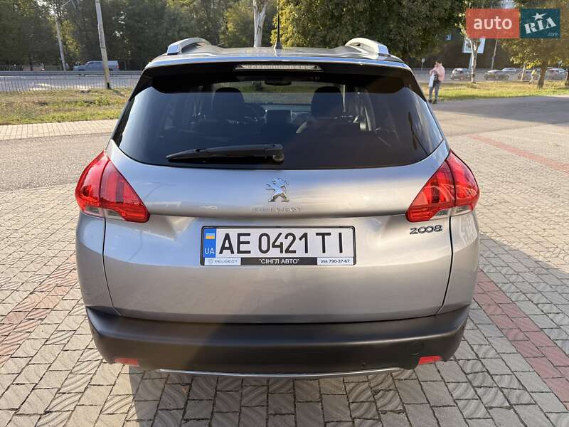 Peugeot 2008 2015